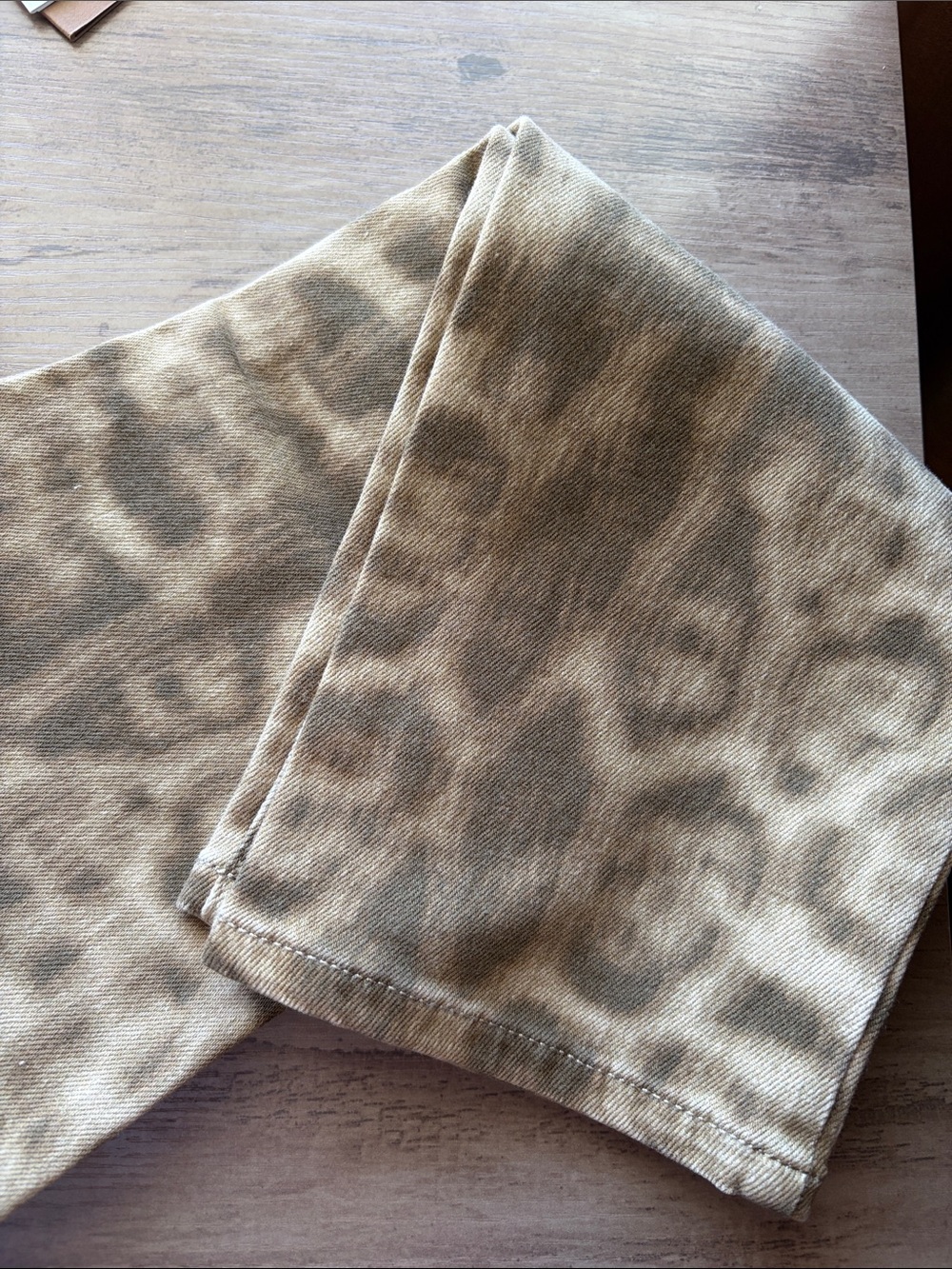 NWT Burberry Leopard-Print Skinny Mid rise Jeans size 28 - Picture 3 of 12